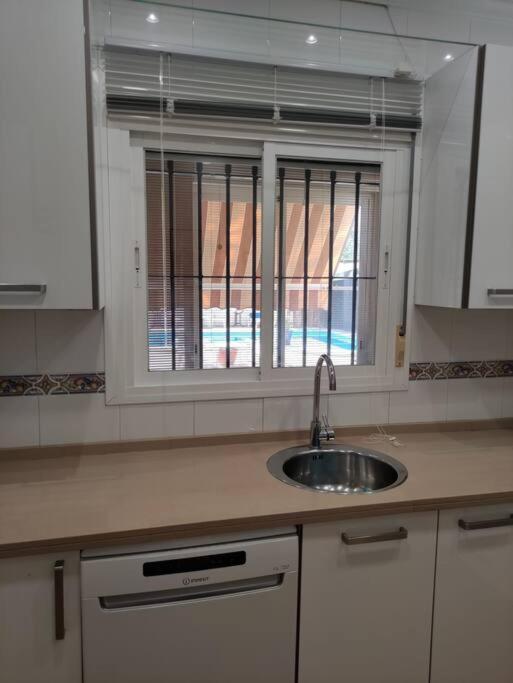 Chalet Con Capacidad Para 8 Personas Chiclana de la Frontera Luaran gambar